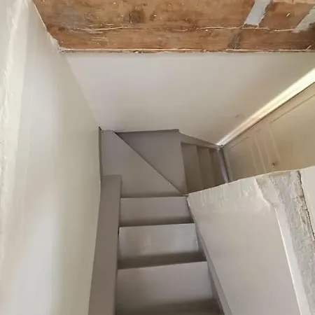 بيت للعطل #l'escale#maison De Bourg#thiers تيير